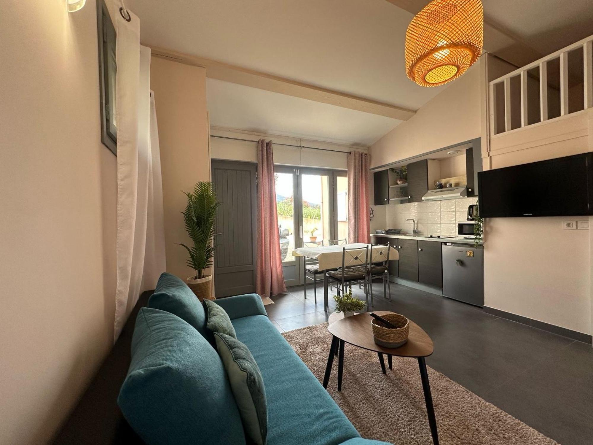 Studio Calme Et Agreable Avec Acces Jardin Partage Le Bar-sur-Loup Exterior photo